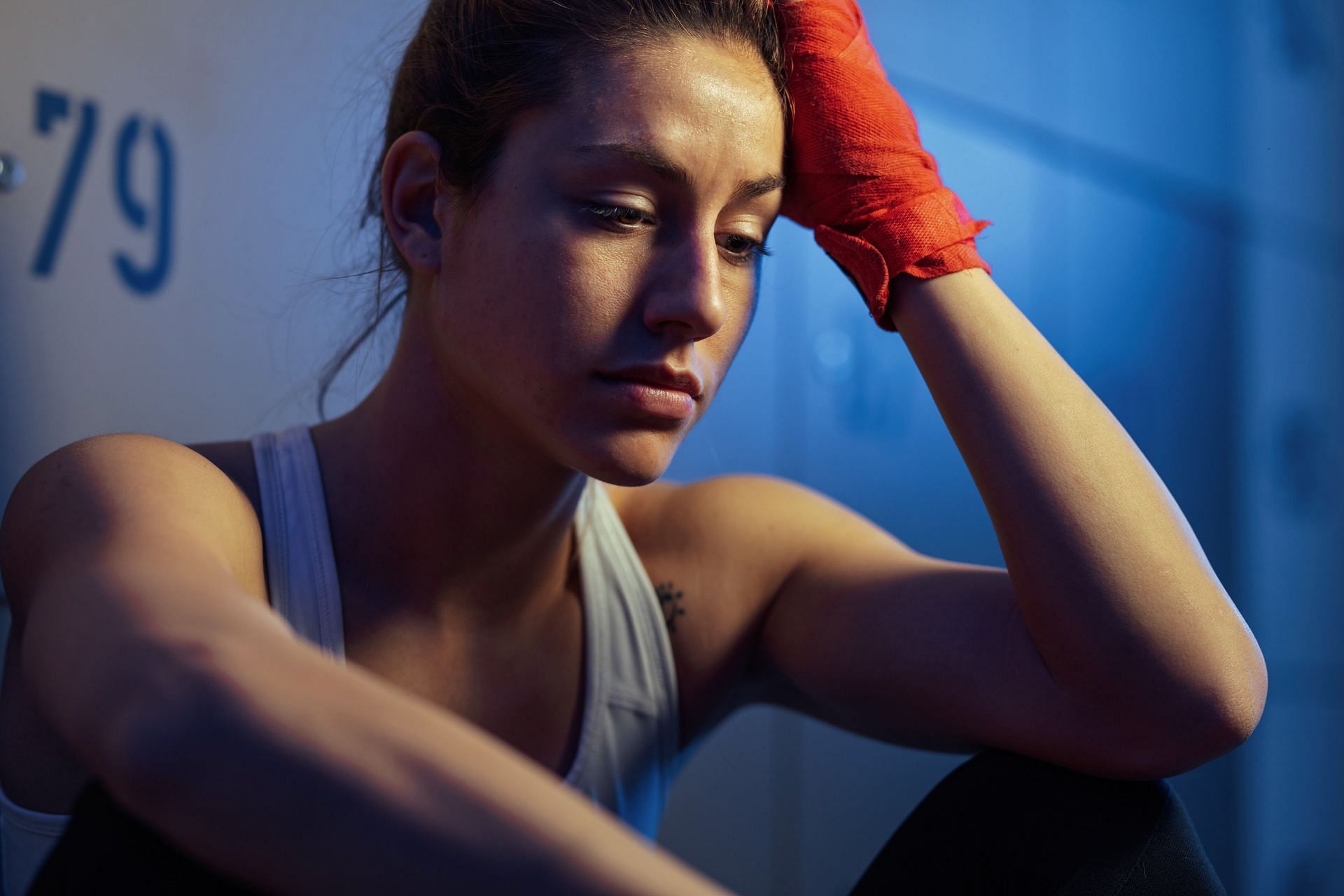 Is there a way to avoid fatigue and feeling tired? (Image via Freepik/Drazen Zigic)